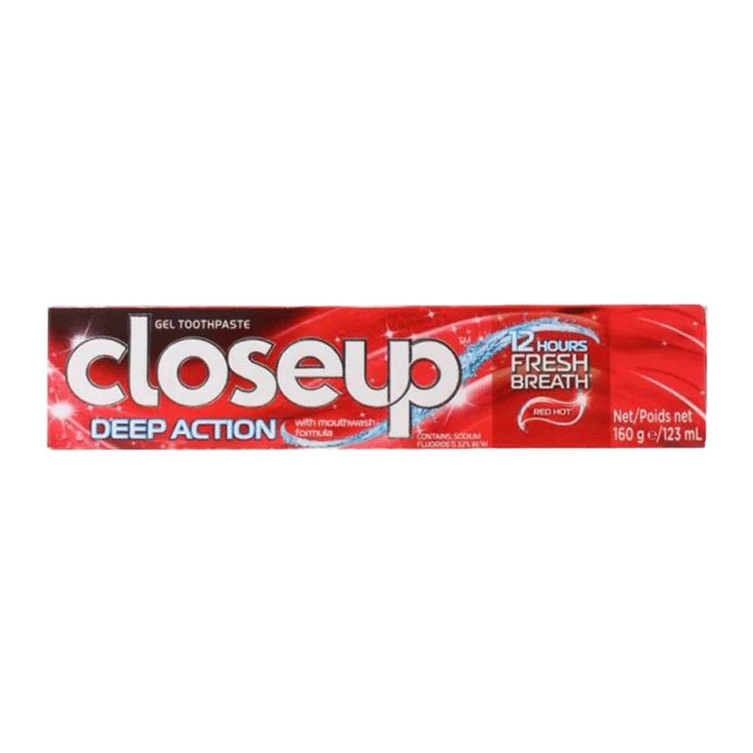 Closeup tooth Paste Deep Action